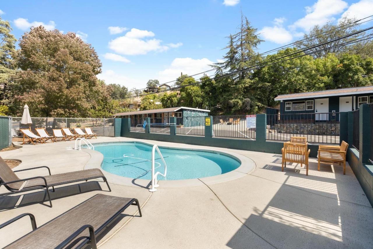 The Belle Sequoia Motel Rm9 Three Rivers Extérieur photo