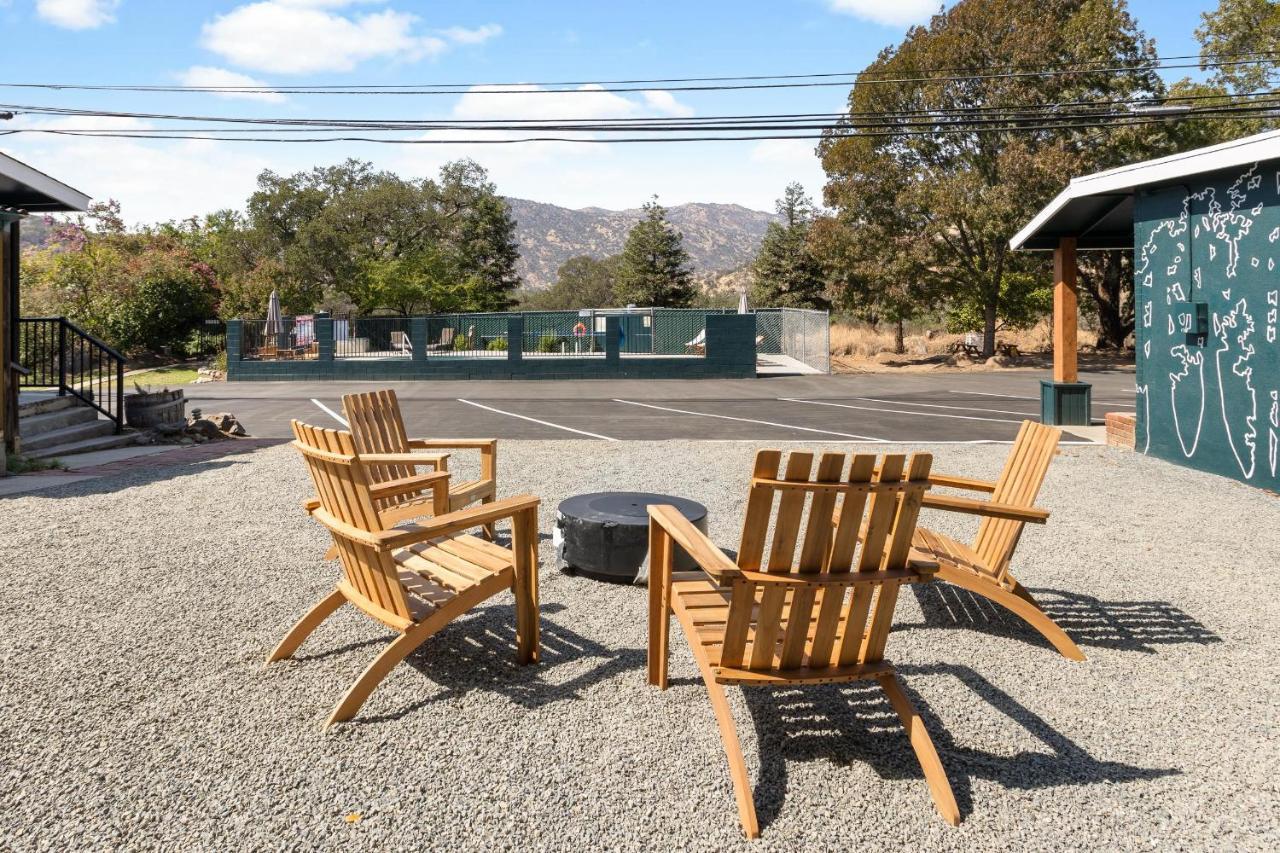 The Belle Sequoia Motel Rm9 Three Rivers Extérieur photo